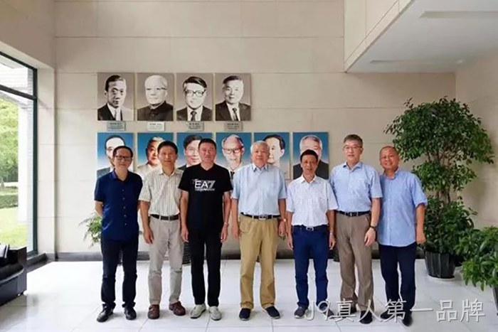 J9真人第一品牌被命名为温州市院士专家工作站